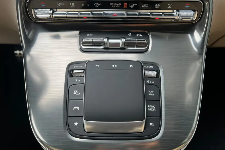 Mercedes-Benz V 300 (Clasa V) din 2024 cu 30.300 km - oferta MER256963 - foto 17