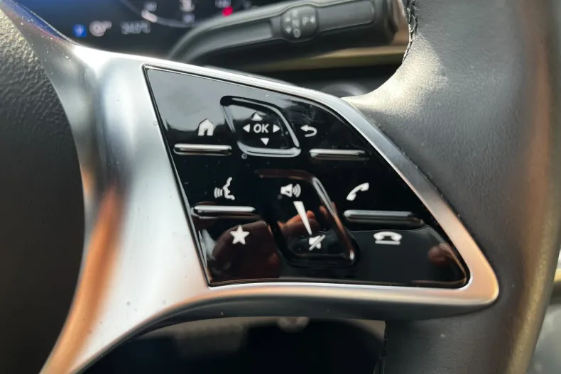 Mercedes-Benz V 300 (Clasa V) din 2024 cu 30.300 km - oferta MER256963 - foto 23
