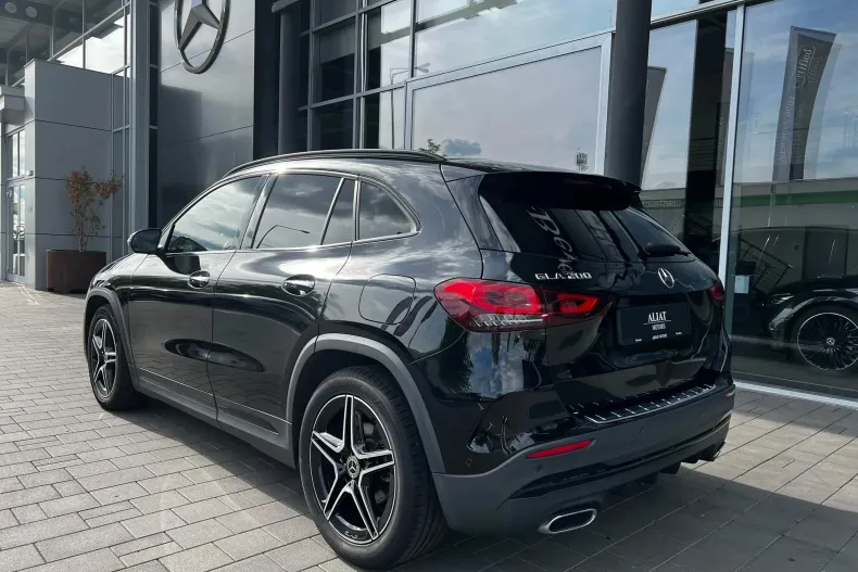 Mercedes-Benz GLA 200 (Clasa GLA) din 2022 cu 141.000 km - oferta MER256964 - foto 3