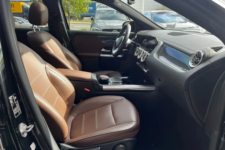 Mercedes-Benz GLA 200 (Clasa GLA) din 2022 cu 141.000 km - oferta MER256964 - foto 8