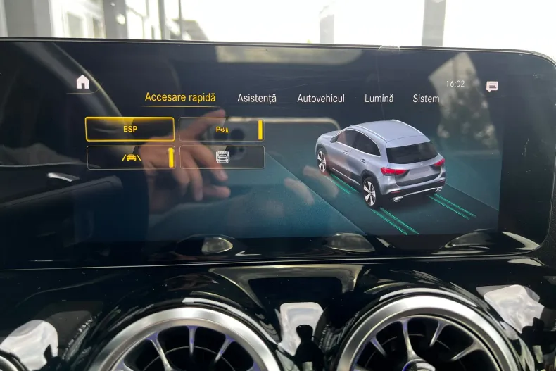 Mercedes-Benz GLA 200 (Clasa GLA) din 2022 cu 141.000 km - oferta MER256964 - foto 20