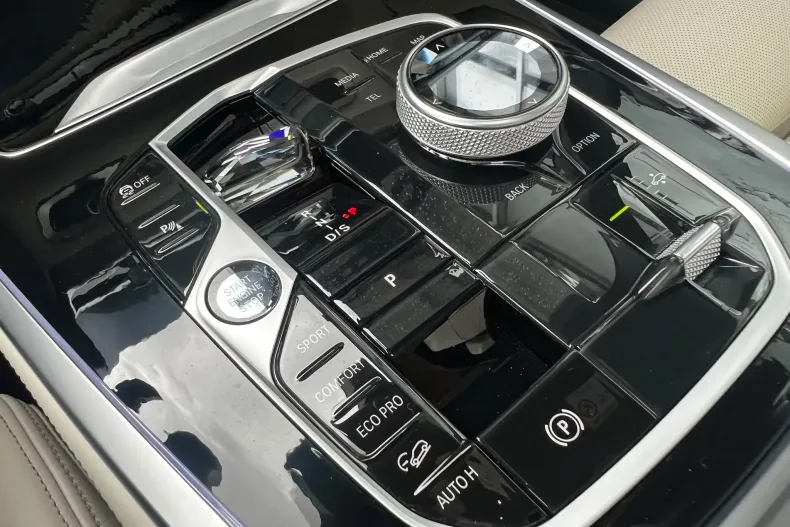 BMW X7 (Seria X) din 2023 cu 41.300 km - oferta BMW256965 - foto 26