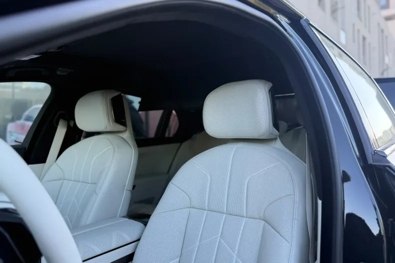 BMW 740 (Seria 7) din 2026 cu 100 km - oferta BMW256968 - foto 13