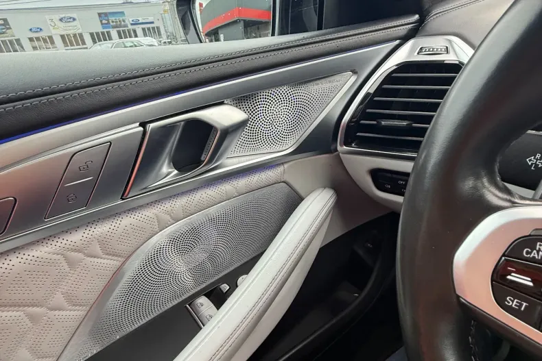 BMW M8 (Seria 8) din 2022 cu 60.000 km - oferta BMW256984 - foto 28