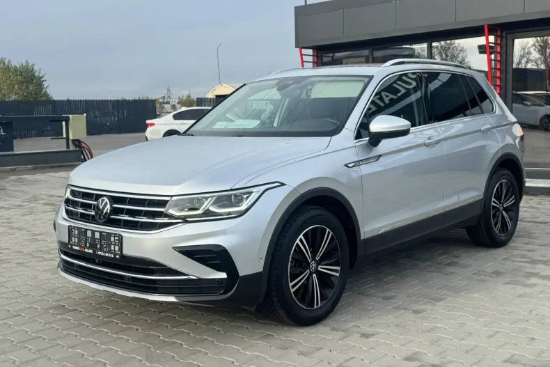 Volkswagen Tiguan din 2023 cu 79.000 km - oferta VOL256991 - foto 2
