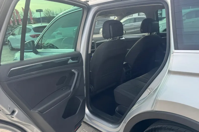 Volkswagen Tiguan din 2023 cu 79.000 km - oferta VOL256991 - foto 11