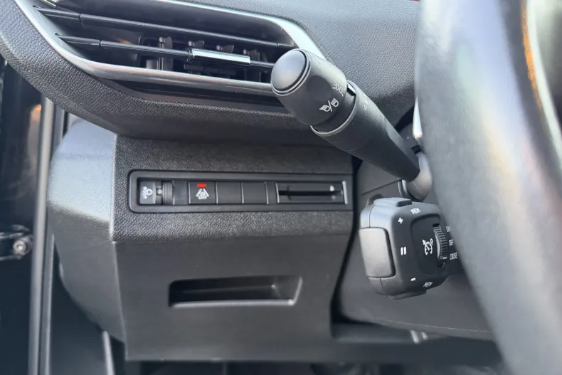 Peugeot 3008 din 2022 cu 138.000 km - oferta PEU256994 - foto 21