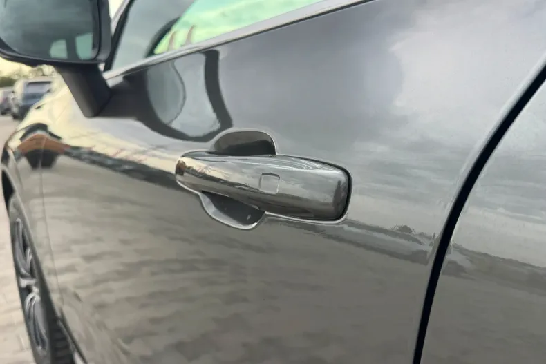 Volvo XC60 din 2020 cu 123.000 km - oferta VOL256995 - foto 24
