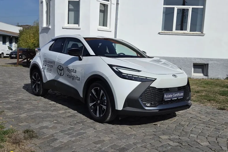 Toyota C-HR din 2026 cu 1.800 km - oferta TOY257001 - foto 2