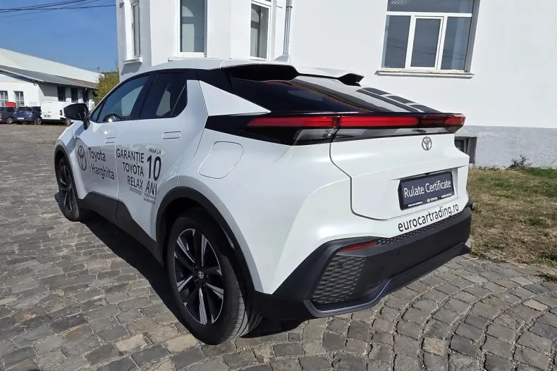 Toyota C-HR din 2026 cu 1.800 km - oferta TOY257001 - foto 9
