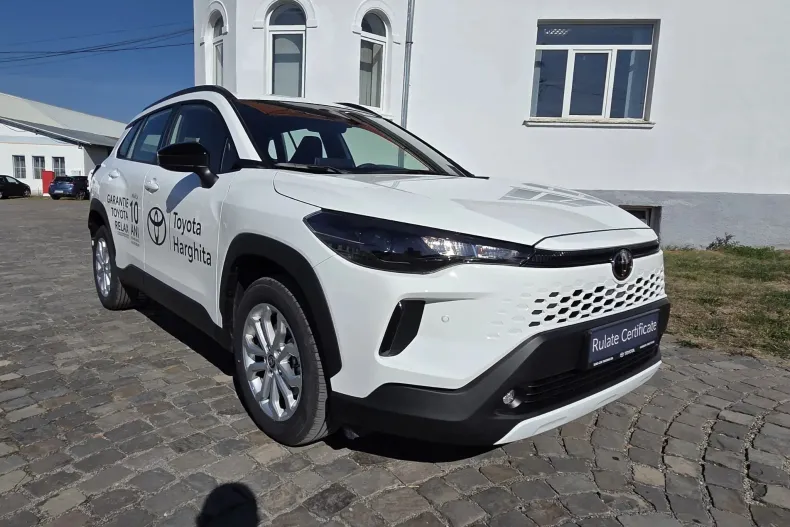 Toyota Corolla Cross din 2026 cu 5.300 km - oferta TOY257003 - foto 8