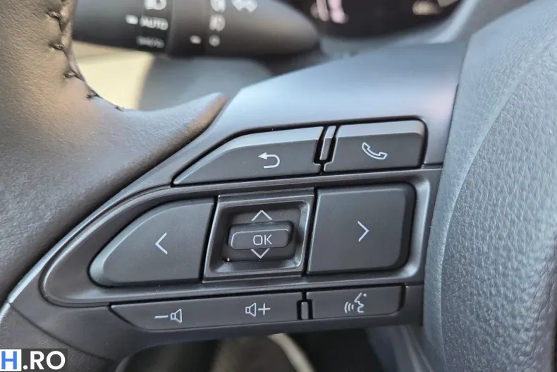 Toyota Yaris din 2026 cu 685 km - oferta TOY257004 - foto 24