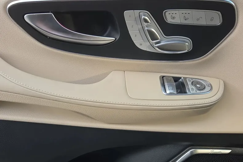 Mercedes-Benz V 300 (Clasa V) din 2025 cu 11.600 km - oferta MER257007 - foto 12