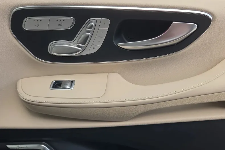 Mercedes-Benz V 300 (Clasa V) din 2025 cu 11.600 km - oferta MER257007 - foto 17