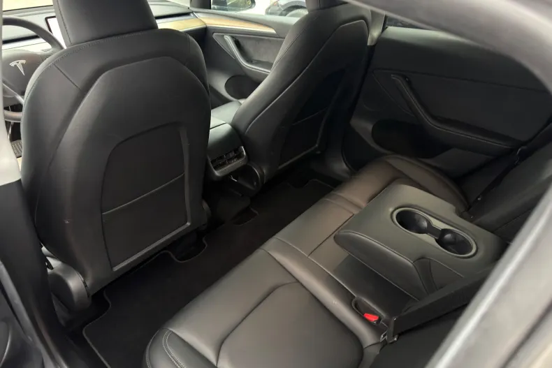 Tesla Model Y din 2022 cu 165.206 km - oferta TES257009 - foto 20