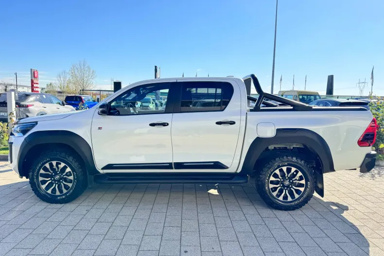 Toyota Hilux din 2023 cu 12.702 km - oferta TOY257015 - foto 4