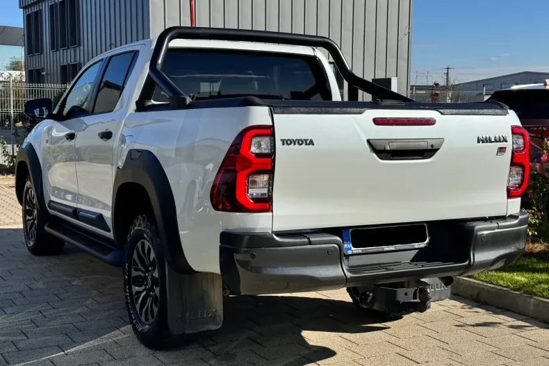 Toyota Hilux din 2023 cu 12.702 km - oferta TOY257015 - foto 5