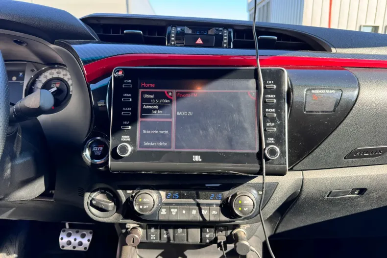 Toyota Hilux din 2023 cu 12.702 km - oferta TOY257015 - foto 17