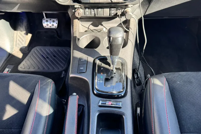Toyota Hilux din 2023 cu 12.702 km - oferta TOY257015 - foto 22