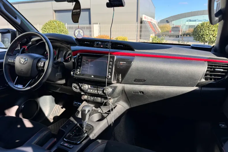 Toyota Hilux din 2023 cu 12.702 km - oferta TOY257015 - foto 27