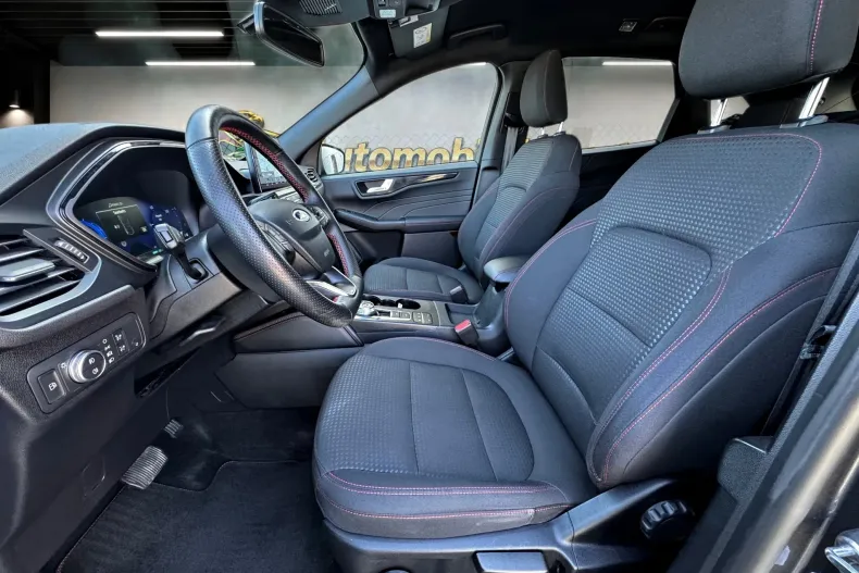 Ford Kuga din 2022 cu 137.588 km - oferta FOR257022 - foto 5