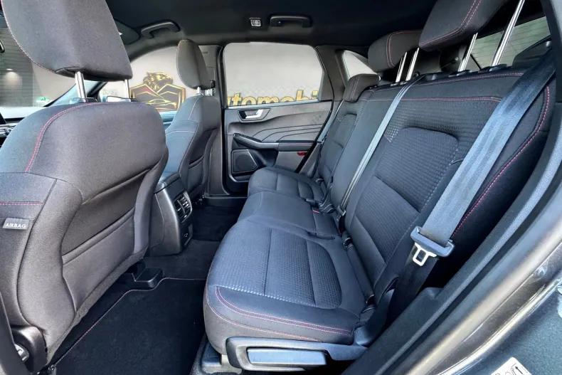 Ford Kuga din 2022 cu 137.588 km - oferta FOR257022 - foto 6