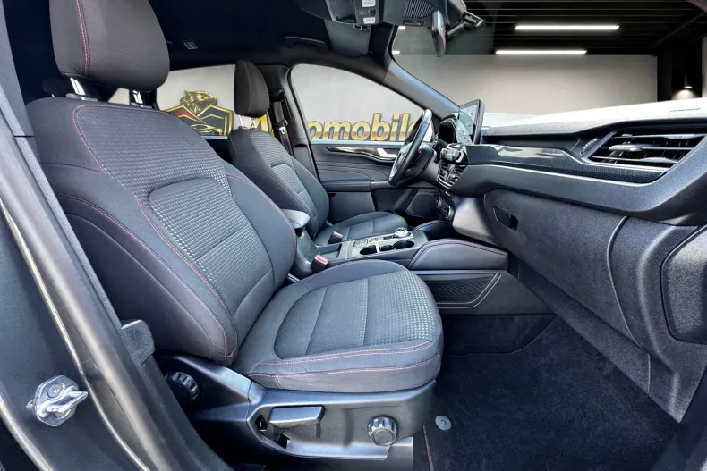 Ford Kuga din 2022 cu 137.588 km - oferta FOR257022 - foto 8