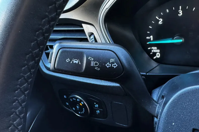 Ford Focus din 2022 cu 165.152 km - oferta FOR257023 - foto 32