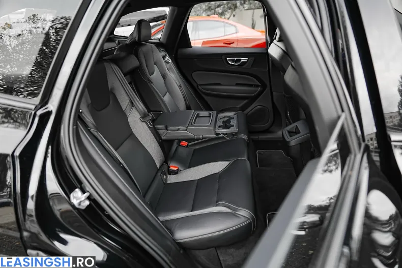 Volvo XC60 din 2021 cu 163.000 km - oferta VOL257029 - foto 17
