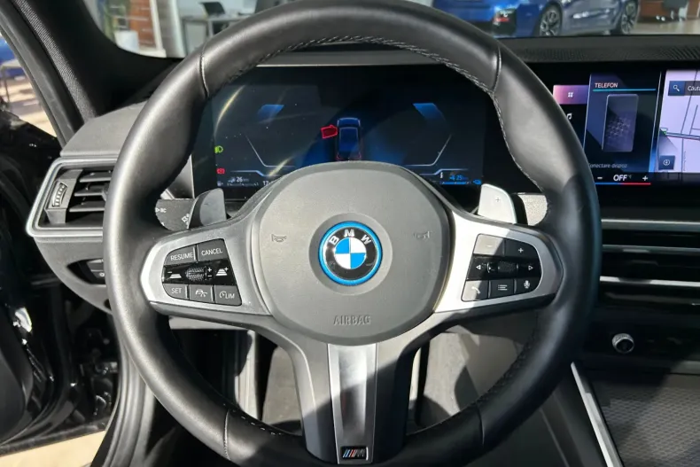 BMW 330 (Seria 3) din 2024 cu 10.500 km - oferta BMW257035 - foto 8