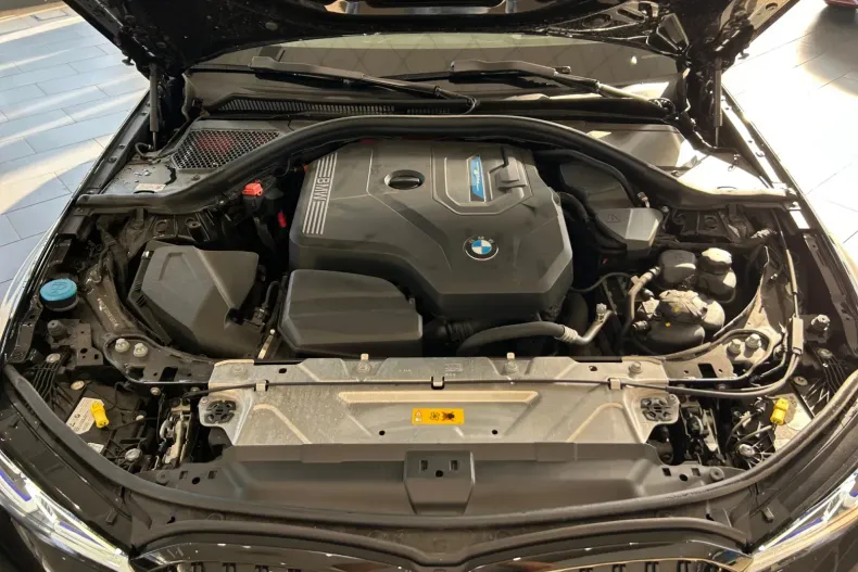 BMW 330 (Seria 3) din 2024 cu 10.500 km - oferta BMW257035 - foto 17