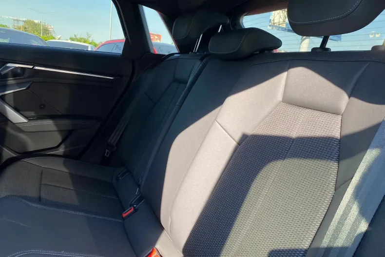 Audi A3 din 2024 cu 26.700 km - oferta AUD257037 - foto 8