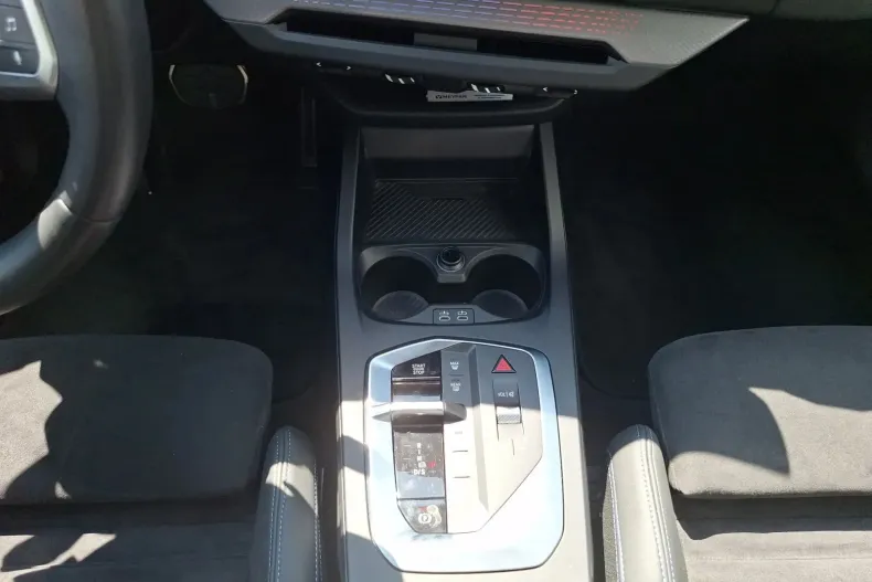 BMW 220 (Seria 2) din 2025 cu 8.600 km - oferta BMW257038 - foto 11