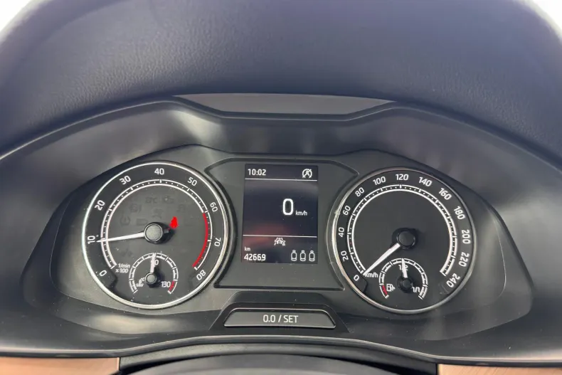 Skoda Scala din 2022 cu 42.669 km - oferta SKO257045 - foto 17