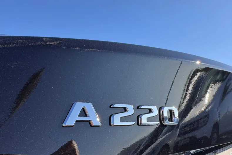 Mercedes-Benz A 220 (Clasa A) din 2022 cu 55.243 km - oferta MER257046 - foto 12