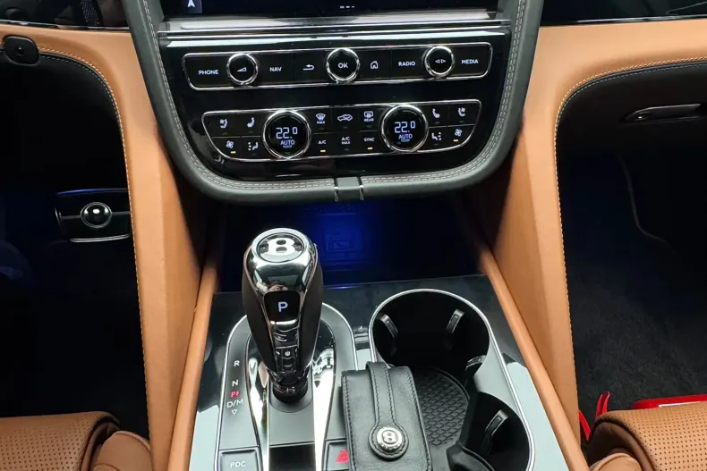 Bentley Bentayga din 2023 cu 65.200 km - oferta BEN257048 - foto 11