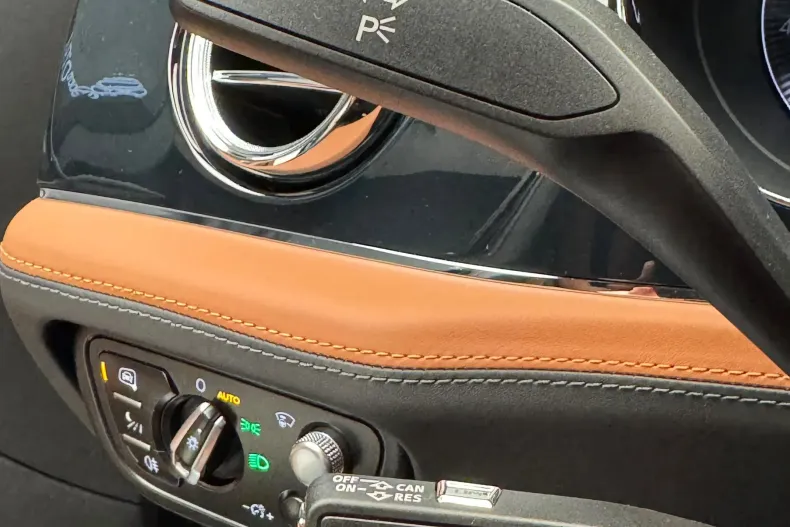 Bentley Bentayga din 2023 cu 65.200 km - oferta BEN257048 - foto 13