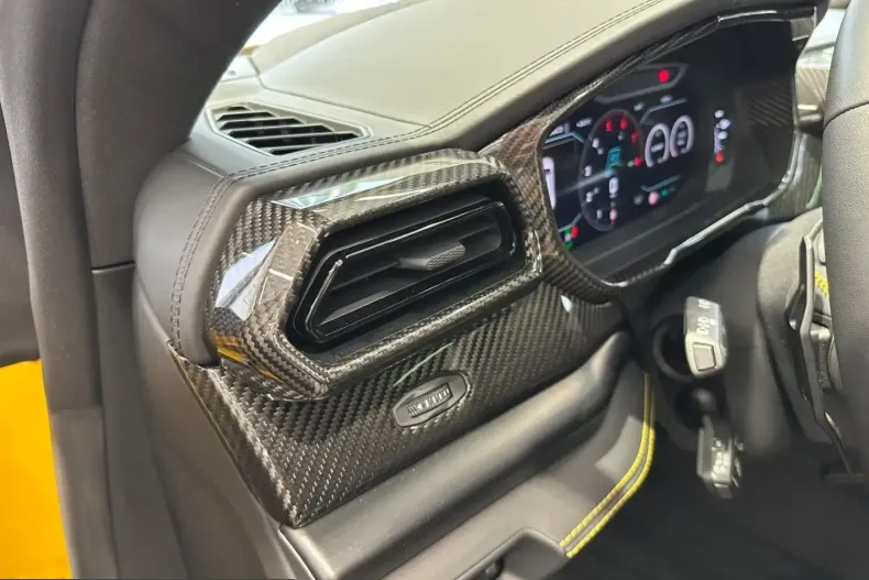 Lamborghini Urus din 2025 cu 13.100 km - oferta LAM257071 - foto 19