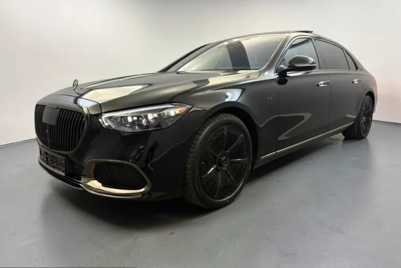 Mercedes-Benz S 680 (Clasa S) din 2025 cu 4.123 km - oferta MER257077 - foto 1