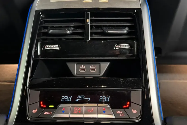 BMW M8 (Seria 8) din 2023 cu 85.000 km - oferta BMW257100 - foto 25