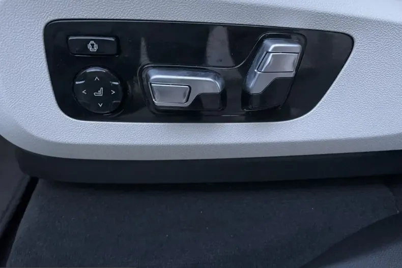 BMW X5 (Seria X) din 2021 cu 100.000 km - oferta BMW257101 - foto 31