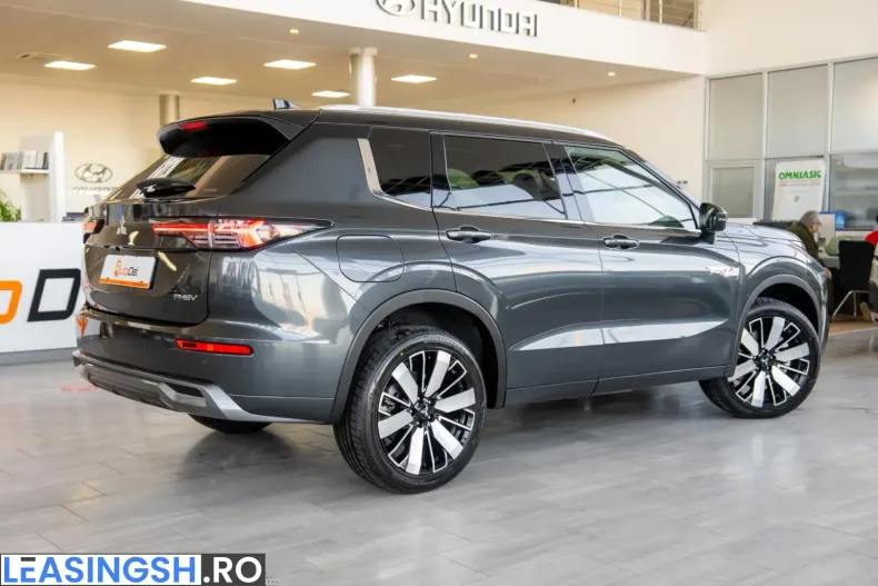 Mitsubishi Outlander din 2026 cu 10 km - oferta MIT257103 - foto 4