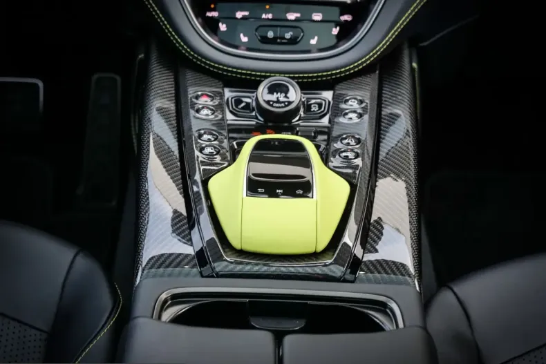 Aston Martin DBX din 2024 cu 32.040 km - oferta AST257108 - foto 20
