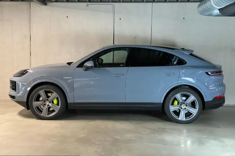 Porsche Cayenne din 2024 cu 14.900 km - oferta POR257110 - foto 3