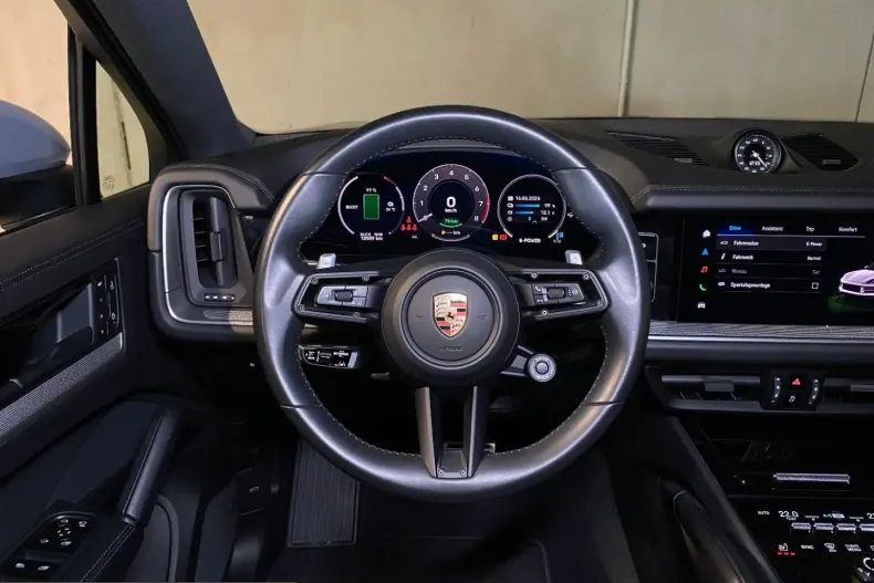 Porsche Cayenne din 2024 cu 14.900 km - oferta POR257110 - foto 14