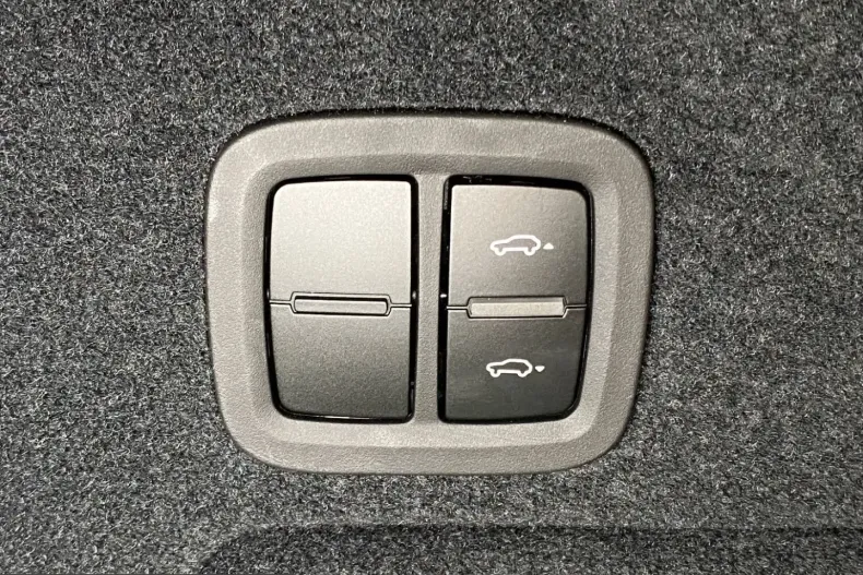 Porsche Cayenne din 2024 cu 14.900 km - oferta POR257110 - foto 30