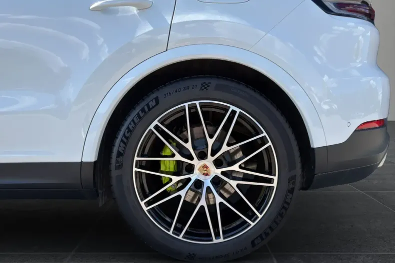 Porsche Cayenne din 2025 cu 6.900 km - oferta POR257111 - foto 8