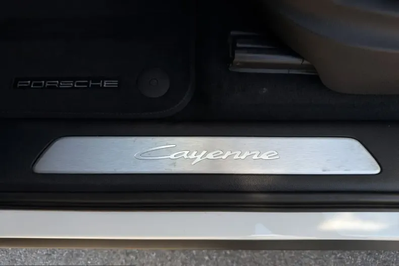 Porsche Cayenne din 2025 cu 6.900 km - oferta POR257111 - foto 20