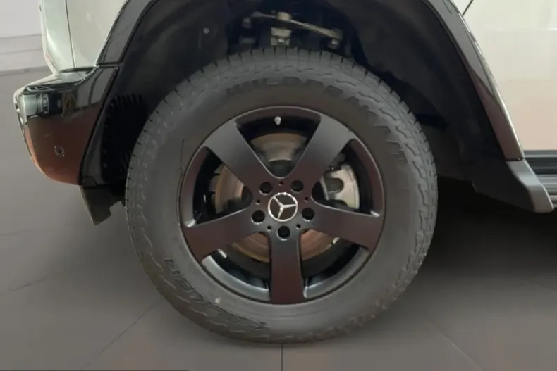 Mercedes-Benz G 450 (Clasa G) din 2025 cu 21.233 km - oferta MER257112 - foto 6