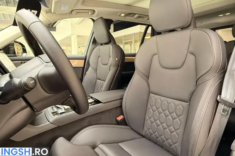 Volvo XC90 din 2025 cu 26.000 km - oferta VOL257122 - foto 10